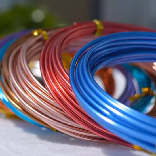 Rotolo da 0,16 mm 0,18 mm Rettangolare Piatto Rotondo Lega strutturale Cavo rivestito in rame di alluminio elettrico Cavo di saldatura rivestito radiante in acciaio di alluminio per generatori di motori